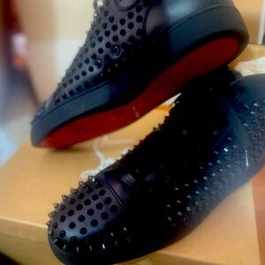 Christian Louboutin
Men's Louis Mid-Top Spiked Leather Sneakers